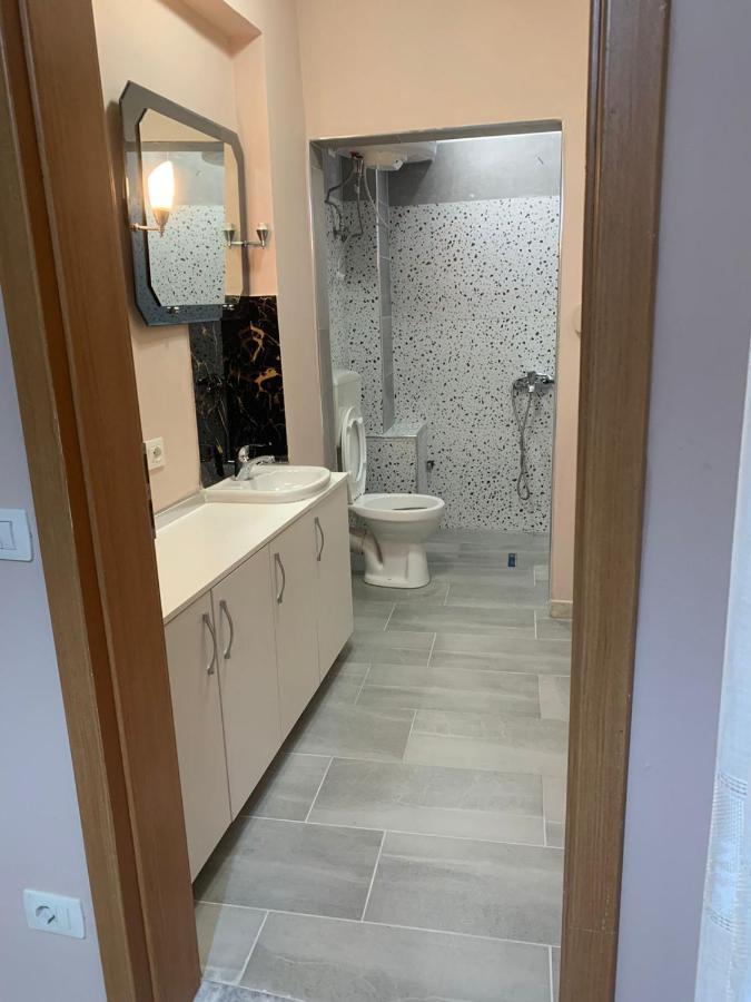 Two Bedroom Villa 地拉那 外观 照片