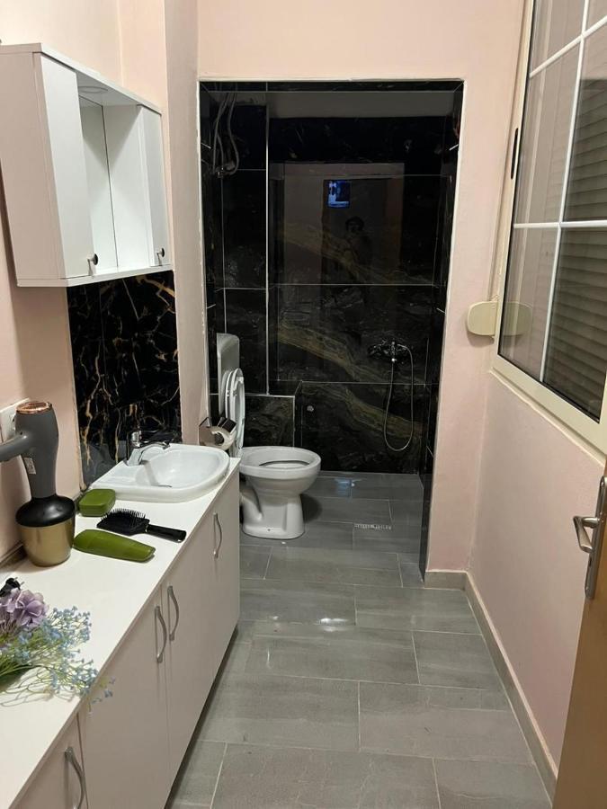 Two Bedroom Villa 地拉那 外观 照片