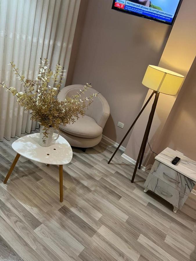 Two Bedroom Villa 地拉那 外观 照片